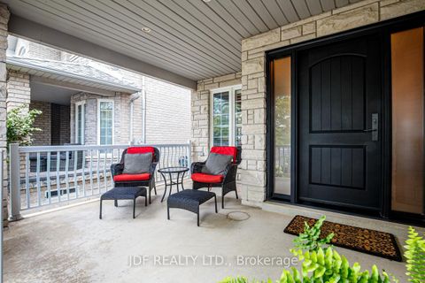 Photo 2 at 164 Golden Gate Circle, Sonoma Heights, Vaughan