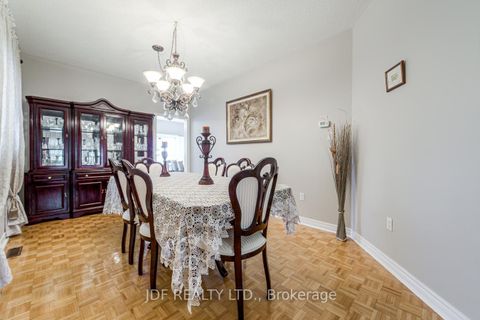 Photo 6 at 164 Golden Gate Circle, Sonoma Heights, Vaughan
