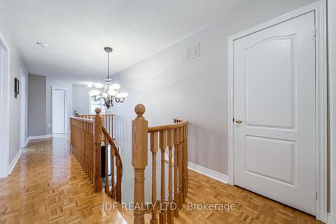 Photo 20 at 164 Golden Gate Circle, Sonoma Heights, Vaughan