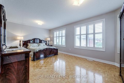 Photo 21 at 164 Golden Gate Circle, Sonoma Heights, Vaughan