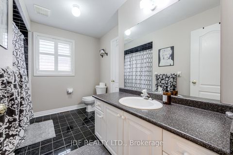 Photo 27 at 164 Golden Gate Circle, Sonoma Heights, Vaughan
