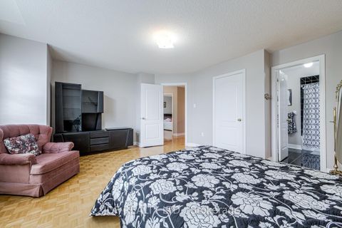 Photo 31 at 164 Golden Gate Circle, Sonoma Heights, Vaughan