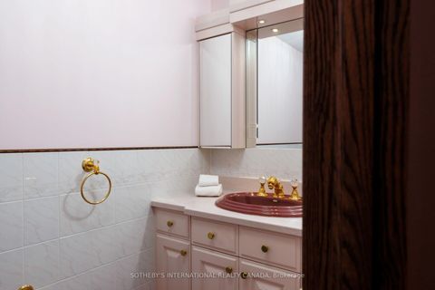 Photo 16 at 47 Great Oak Drive, Rosethorn, Toronto