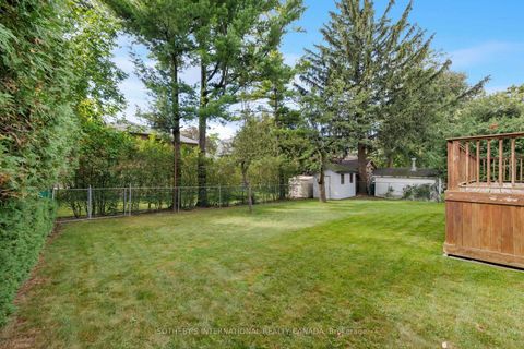 Photo 37 at 47 Great Oak Drive, Rosethorn, Toronto