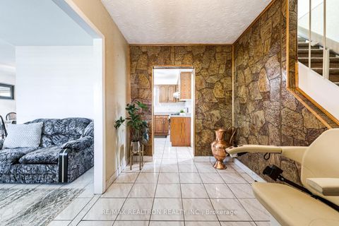 Photo 5 at 115 Hullmar Drive, Black Creek, Toronto
