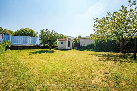 Photo 35 at 115 Hullmar Drive, Black Creek, Toronto