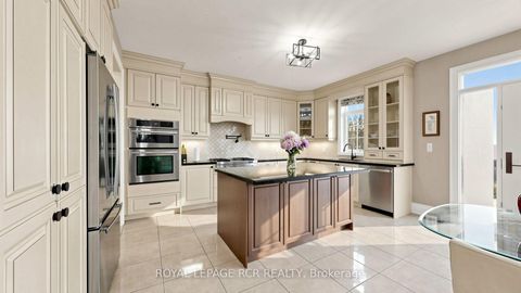 Photo 16 at 30 Fairmont Ridge Trail, Nobleton, King