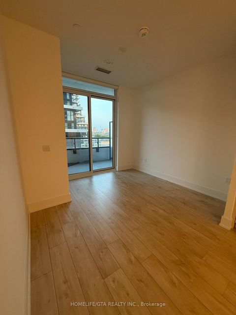 Photo 3 at 605 - 10 Inn On The Park Drive, Don Mills, Toronto