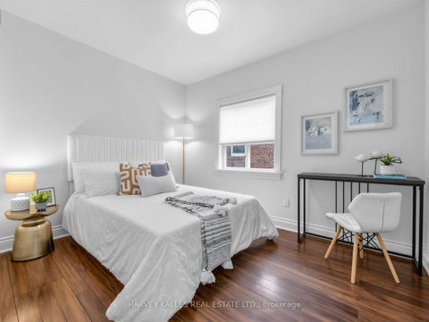 Photo 18 at 4 Kenrae Road, Leaside, Toronto