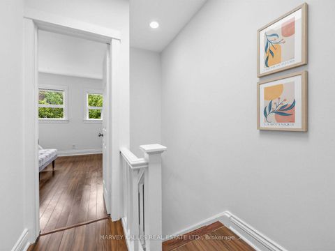 Photo 21 at 4 Kenrae Road, Leaside, Toronto