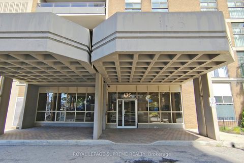 Photo 2 at 401 - 135 Marlee Avenue, Belgravia, Toronto