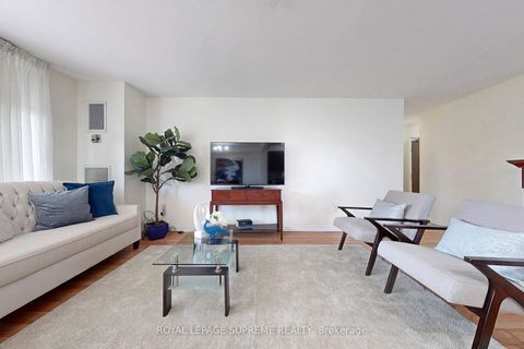 Photo 7 at 401 - 135 Marlee Avenue, Belgravia, Toronto