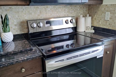 Photo 13 at 401 - 135 Marlee Avenue, Belgravia, Toronto