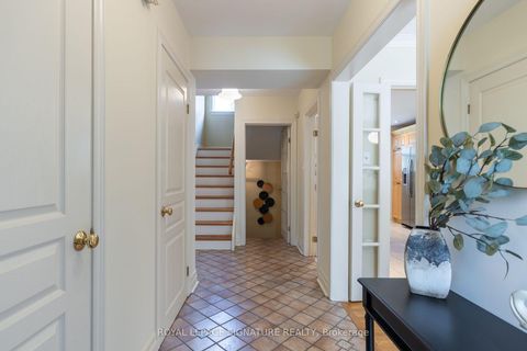 Photo 2 at 38 Danville Drive, Windfields, Toronto
