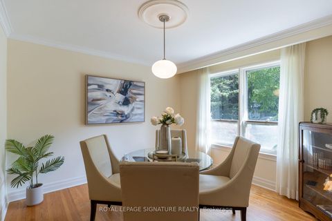 Photo 8 at 38 Danville Drive, Windfields, Toronto