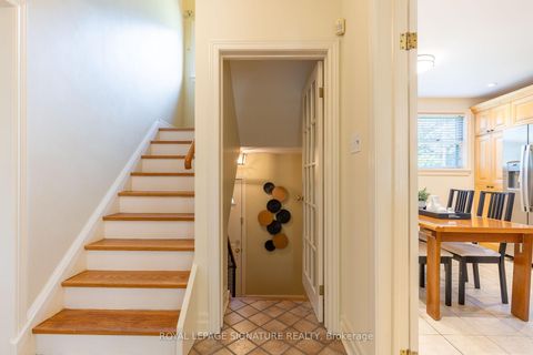 Photo 13 at 38 Danville Drive, Windfields, Toronto