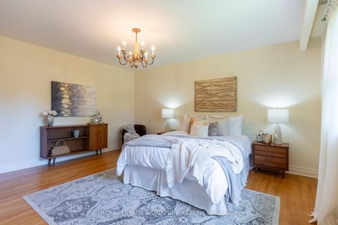 Photo 16 at 38 Danville Drive, Windfields, Toronto