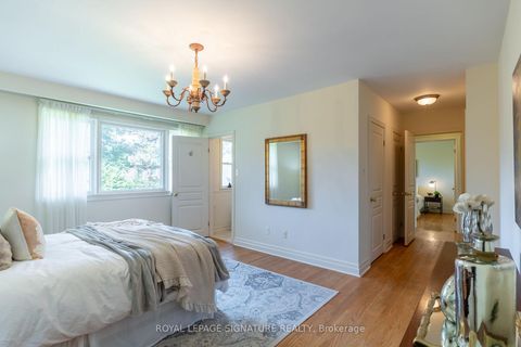 Photo 17 at 38 Danville Drive, Windfields, Toronto