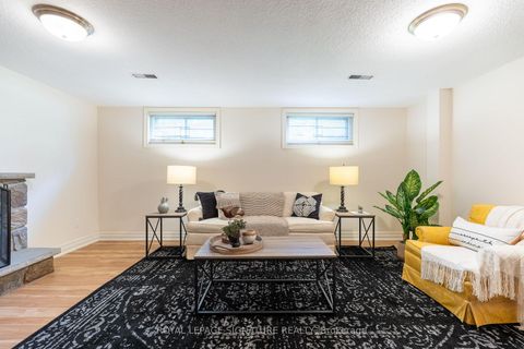 Photo 29 at 38 Danville Drive, Windfields, Toronto