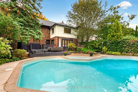 Photo 44 at 69 Chaplin Crescent, Eglinton, Toronto