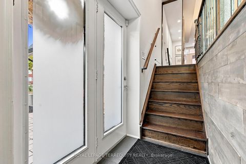 Photo 4 at #2 - 200 Annette Street, Junction Area, Toronto