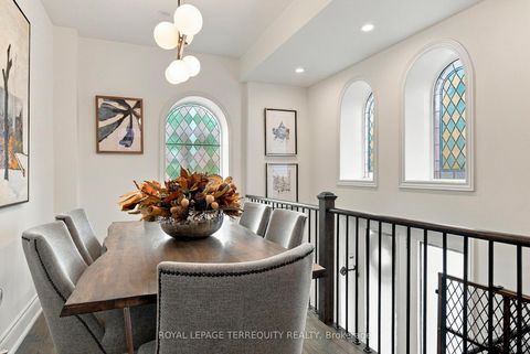 Photo 6 at #2 - 200 Annette Street, Junction Area, Toronto