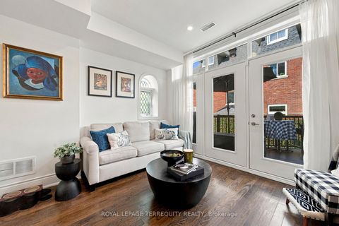 Photo 17 at #2 - 200 Annette Street, Junction Area, Toronto
