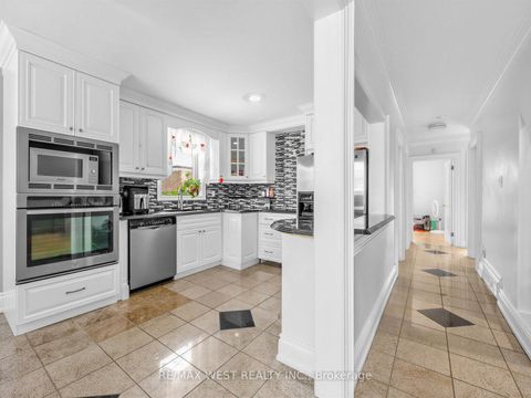 Photo 3 at 578 Bellamy Road N, Woburn, Toronto