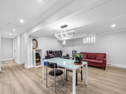 Photo 15 at 578 Bellamy Road N, Woburn, Toronto
