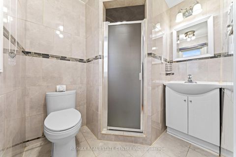 Photo 28 at 2 Hollyburn Court, West Woodbridge, Vaughan