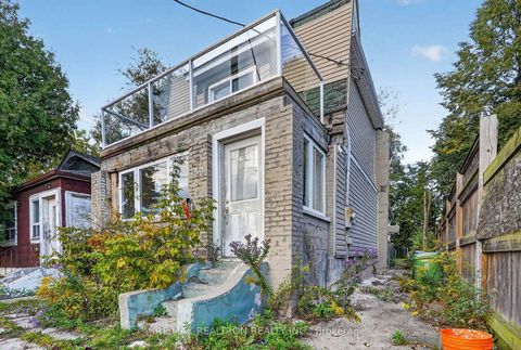 Photo 3 at 159 Eastwood Avenue, Cliffside, Toronto