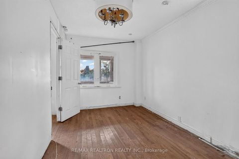 Photo 7 at 159 Eastwood Avenue, Cliffside, Toronto
