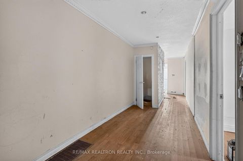 Photo 9 at 159 Eastwood Avenue, Cliffside, Toronto