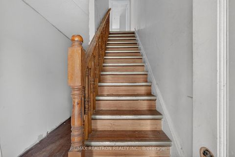 Photo 18 at 159 Eastwood Avenue, Cliffside, Toronto