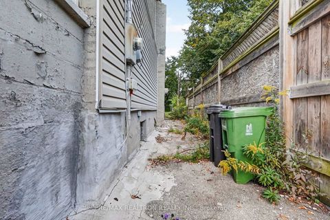 Photo 29 at 159 Eastwood Avenue, Cliffside, Toronto