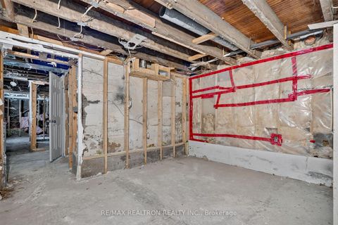 Photo 33 at 159 Eastwood Avenue, Cliffside, Toronto