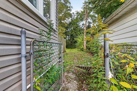 Photo 45 at 159 Eastwood Avenue, Cliffside, Toronto