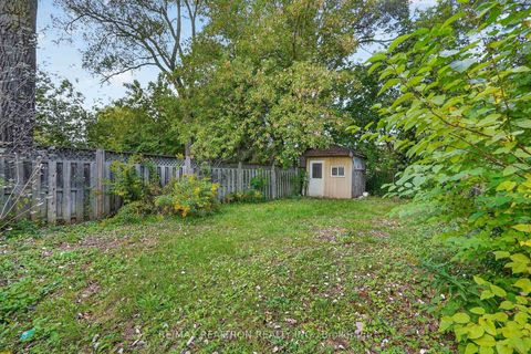Photo 46 at 159 Eastwood Avenue, Cliffside, Toronto