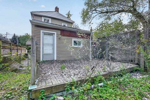 Photo 48 at 159 Eastwood Avenue, Cliffside, Toronto