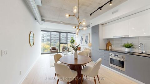 Photo 6 at 301 - 170 Bayview Avenue, Moss Park, Toronto