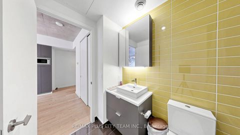 Photo 12 at 301 - 170 Bayview Avenue, Moss Park, Toronto