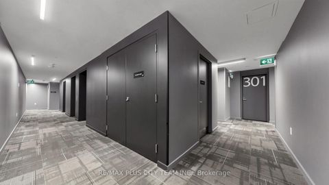 Photo 16 at 301 - 170 Bayview Avenue, Moss Park, Toronto