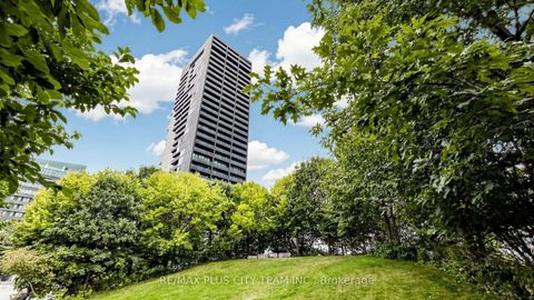 Photo 34 at 301 - 170 Bayview Avenue, Moss Park, Toronto
