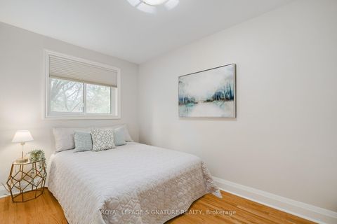 Photo 11 at 11 Bellbury Crescent, Don Valley Village, Toronto