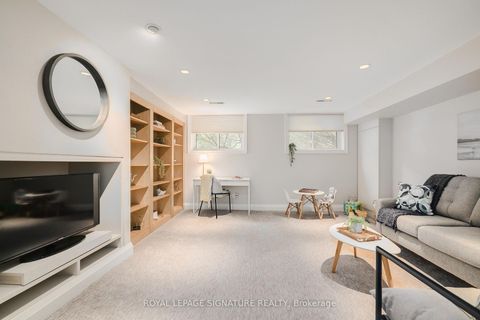 Photo 18 at 11 Bellbury Crescent, Don Valley Village, Toronto