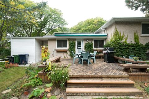 Photo 31 at 11 Bellbury Crescent, Don Valley Village, Toronto