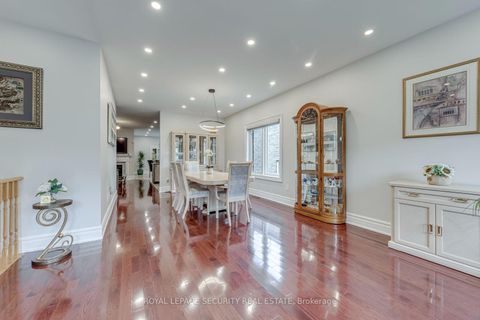Photo 5 at 25 Pinecliff Crescent, Ardagh, Barrie