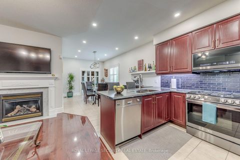 Photo 15 at 25 Pinecliff Crescent, Ardagh, Barrie