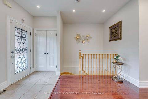 Photo 29 at 25 Pinecliff Crescent, Ardagh, Barrie