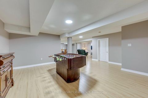 Photo 33 at 25 Pinecliff Crescent, Ardagh, Barrie